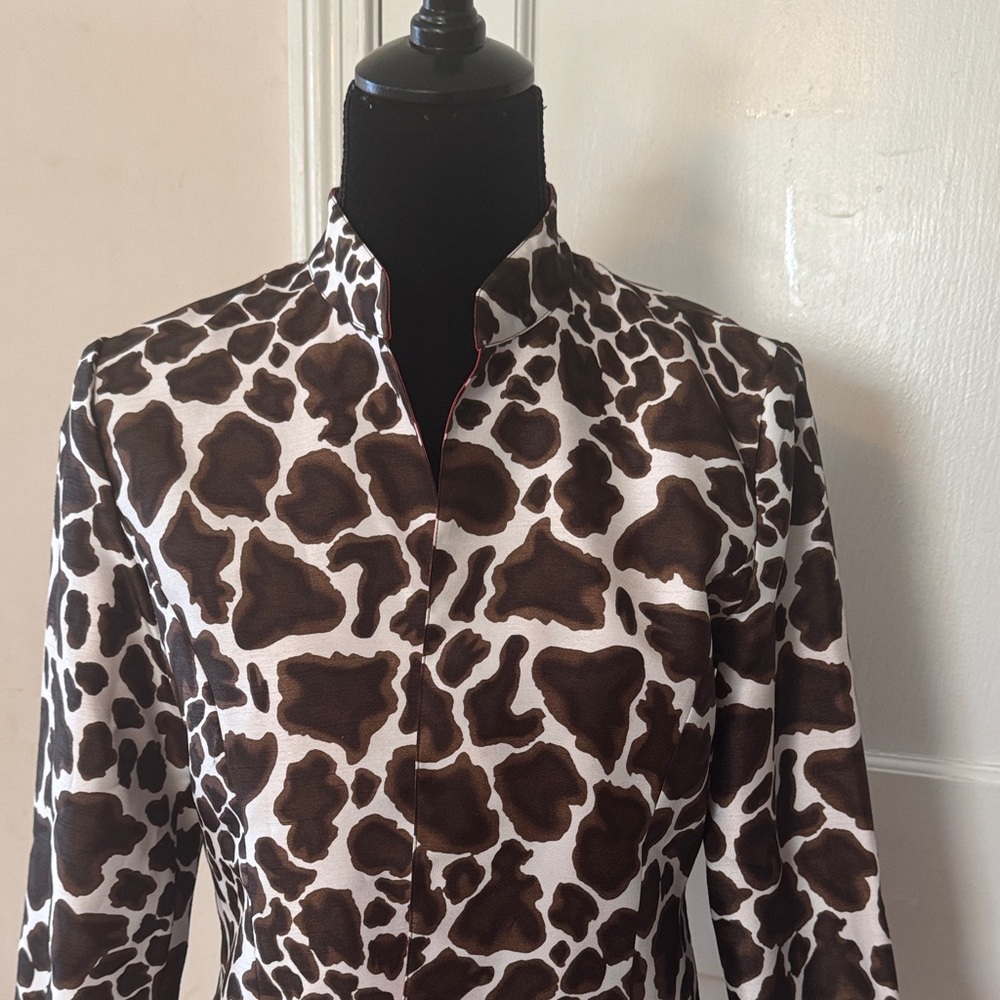 Chico's Cow Print Blazer with Red Trim Size 0 (Small) - Picture 6 of 12